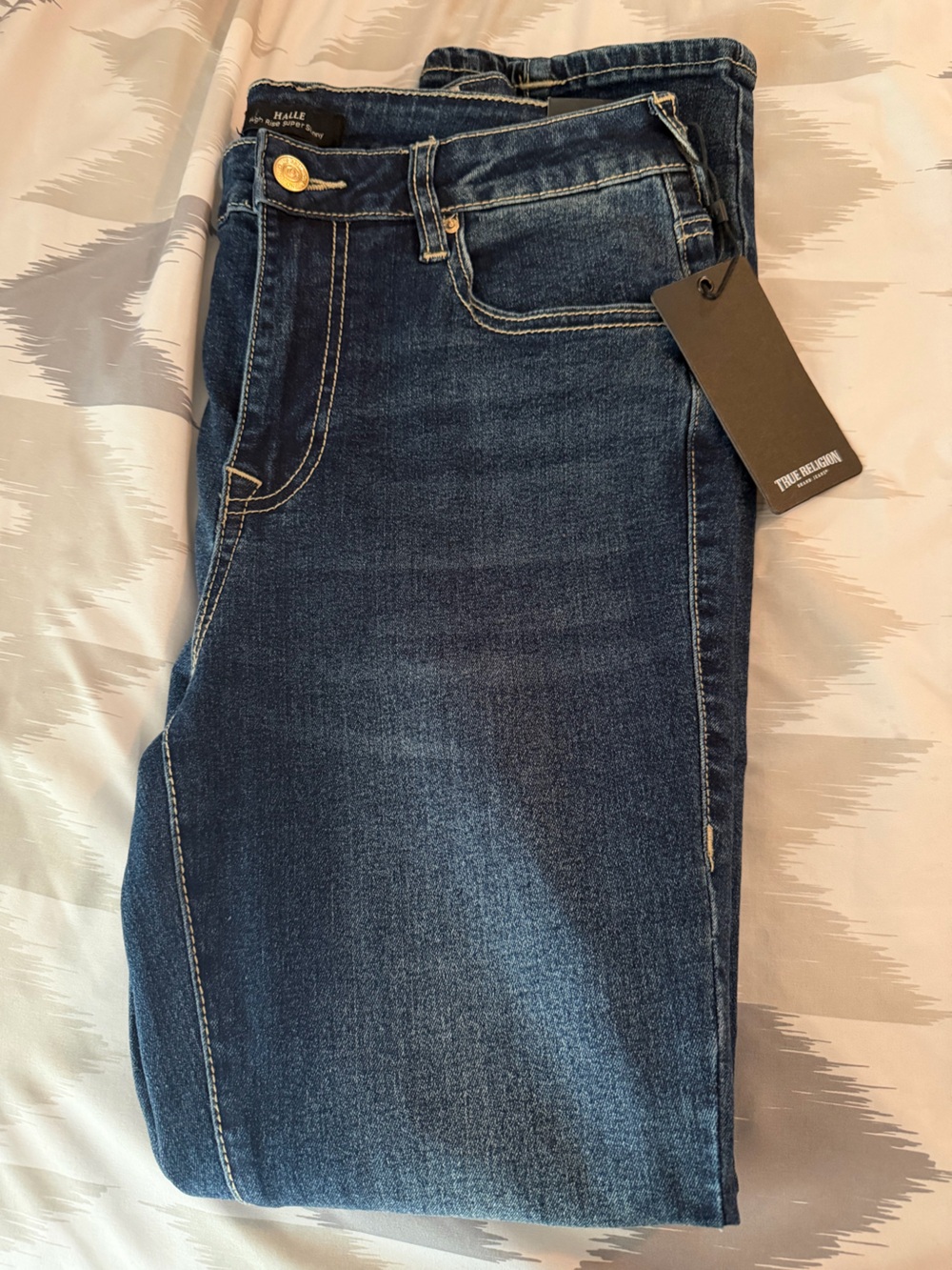 True Religion Women’s Blue Skinny Jeans with Gold Studded Pockets size 28 NWT - Picture 4 of 4